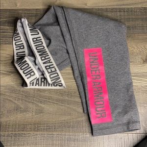 Cute Cropped Under Armor Leggings